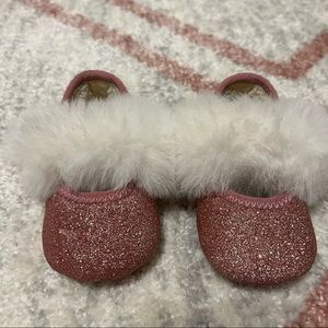NEW Pink Fluff Glitter Ugg Ballet Slippers w/Fur lining - size 1